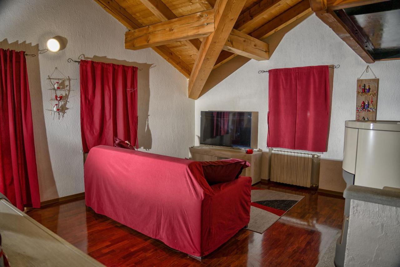 Agriturismo B&B Chevres A Cheval Charvensod Exteriör bild
