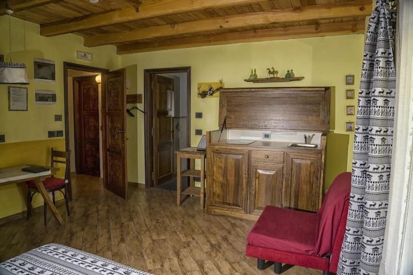 Agriturismo B&B Chevres A Cheval Charvensod Exteriör bild