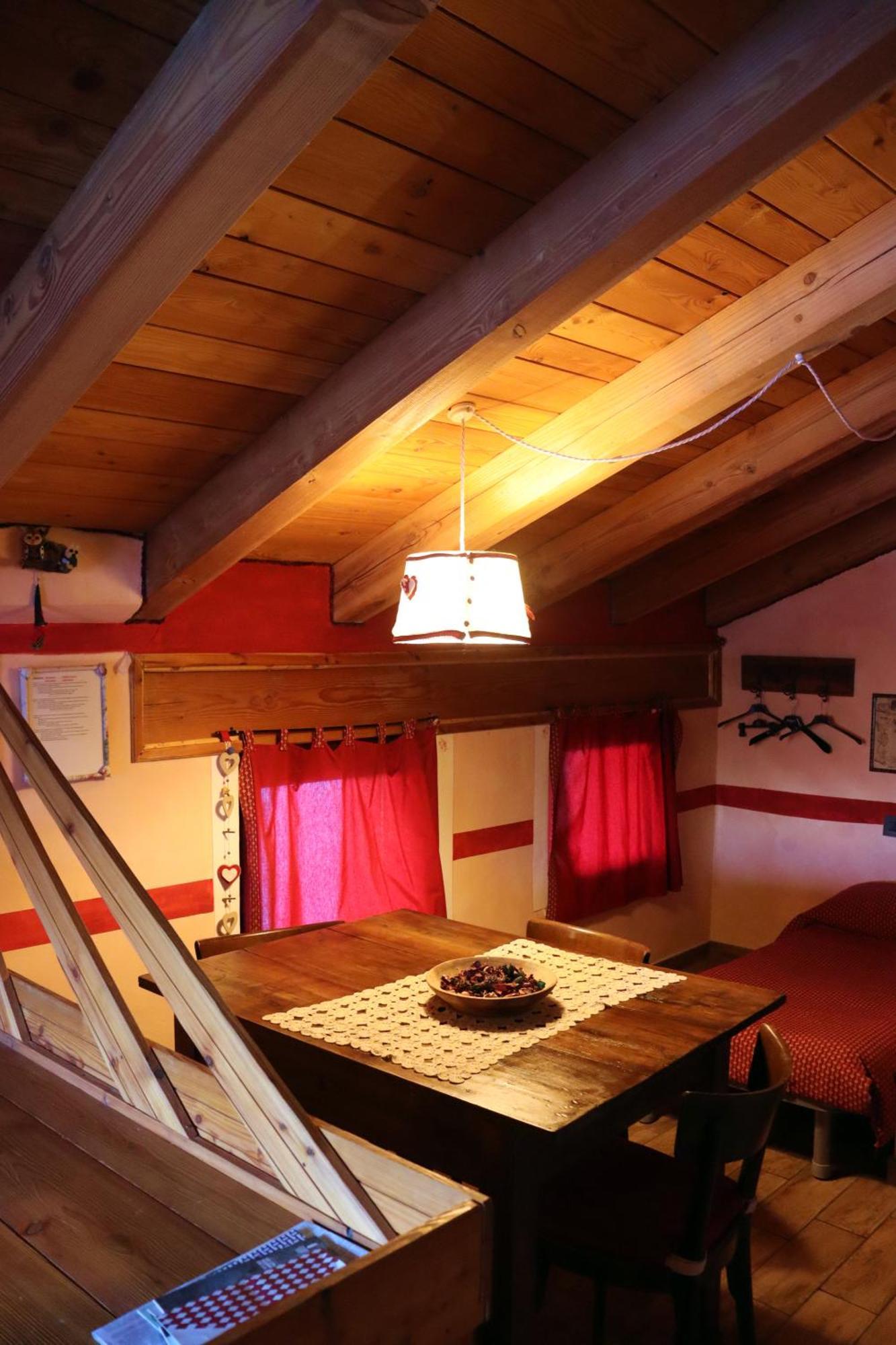 Agriturismo B&B Chevres A Cheval Charvensod Exteriör bild